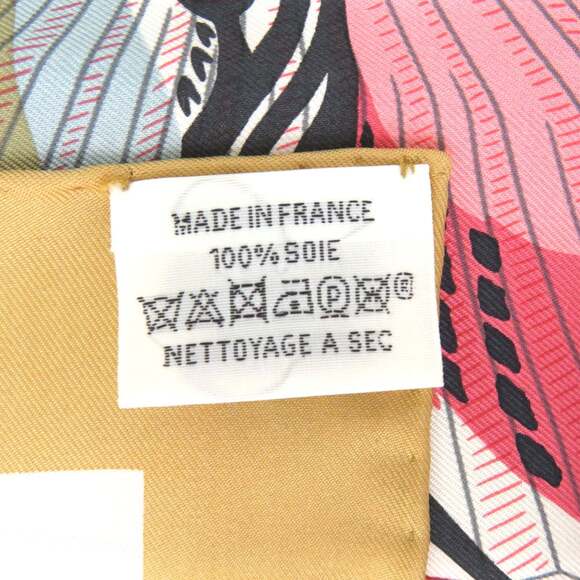 HERMES Cream Silk Scarf - Picture 5 of 6